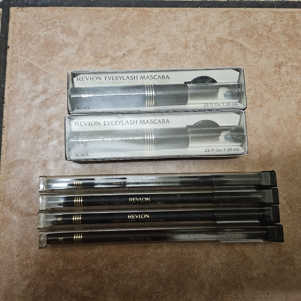 Brand New! Revlon 4 Wet Dry Eyeliner And 2 Revlon Everlash Mascara